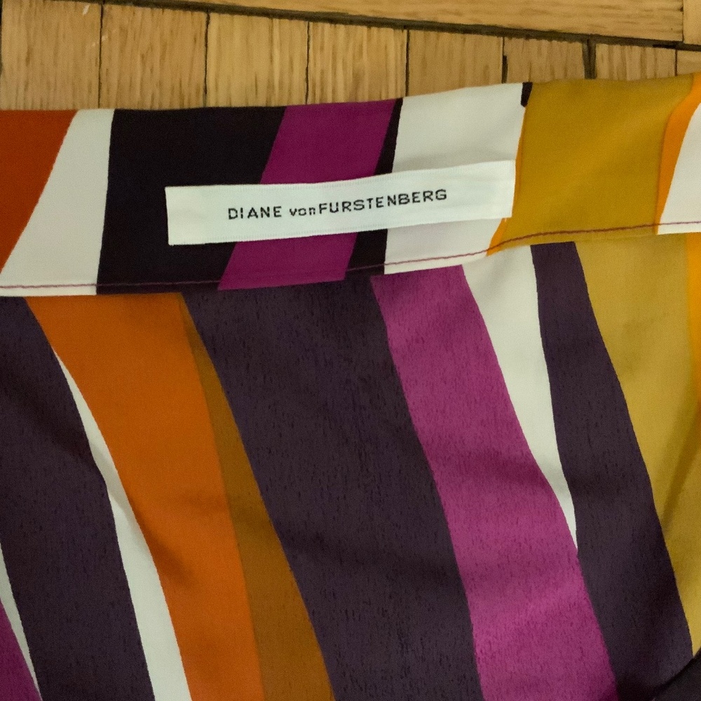 Diane Von Furstenberg RARE DVF Silk Colorful Dress Runway Stripe Holiday Dress - Picture 6 of 6